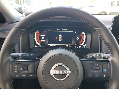 Used 2023 Nissan Rogue Platinum w/ Platinum Premium Package FWD image 21