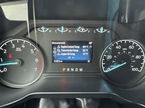 Used 2024 Ford F250 XLT w/ Snow Plow/Camper Package image 15