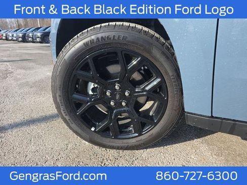 Certified 2025 Ford Maverick Lariat w/ Black Appearance Package image 13