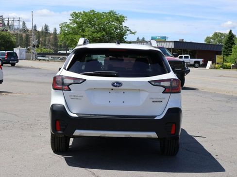 Used 2021 Subaru Outback Touring w/ Popular Package #2 AWD/4WD image 8