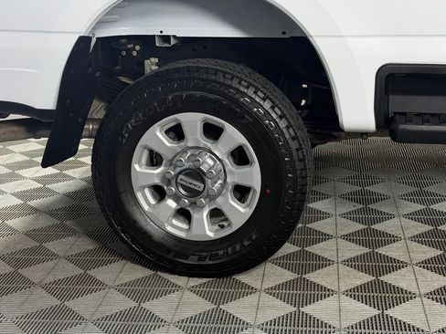 Used 2024 Ford F350 XLT w/ FX4 Off-Road Package AWD/4WD image 11