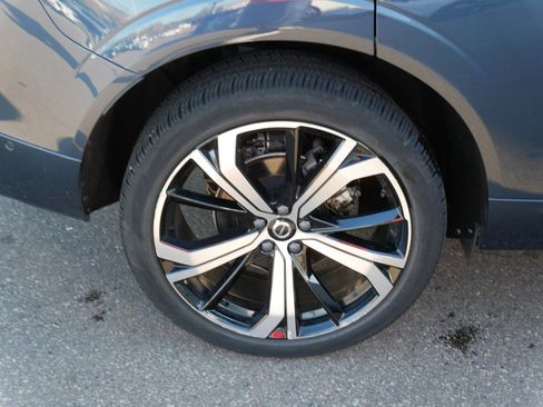 Used 2023 Volvo XC60 B5 Ultimate image 9
