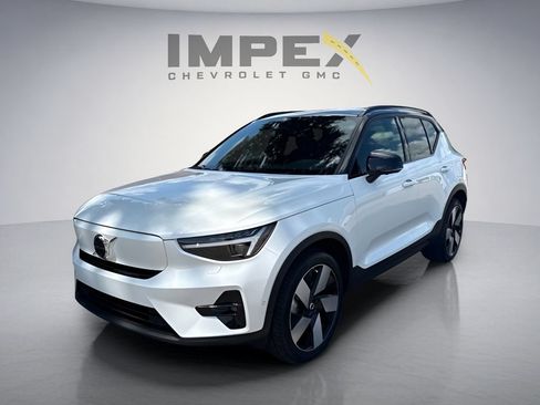 Used 2023 Volvo XC40 Recharge Ultimate AWD/4WD image 1