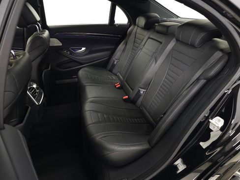 Used 2014 Mercedes-Benz S 550 Sedan w/ Sport Package Plus One image 31