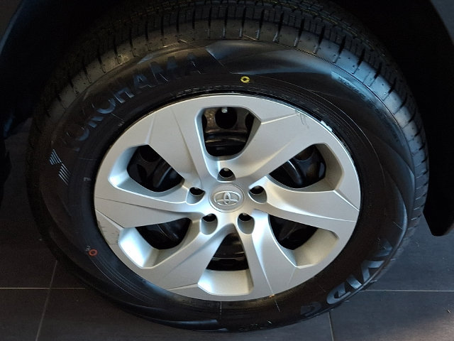 Used 2019 Toyota RAV4 LE w/ All Weather Liner Package AWD/4WD image 8