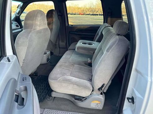Used 2000 Ford Excursion XLT image 9