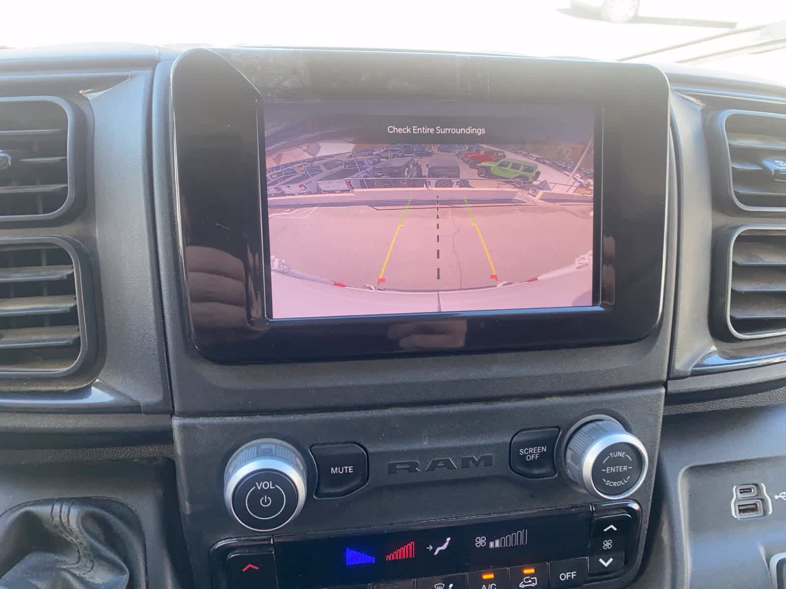 Used 2024 RAM ProMaster 3500 w/ Upfitter's Prep Package FWD image 13