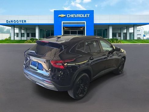 New 2026 Chevrolet Trax ACTIV w/ Driver Confidence Package FWD image 6