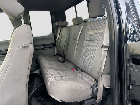 Used 2017 Ford F150 XLT w/ Equipment Group 302A Luxury image 27