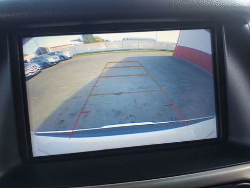 Used 2019 GMC Yukon XL Denali w/ Open Road Package image 23