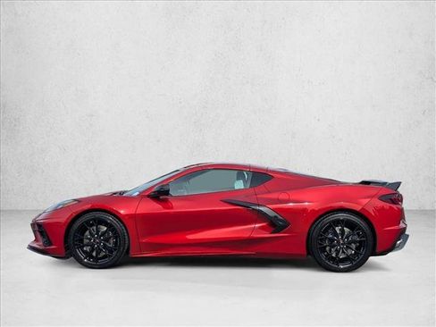 Used 2024 Chevrolet Corvette Stingray Preferred Cpe w/ Z51 Performance Package image 9