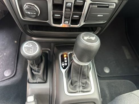 New 2025 Jeep Wrangler Sport S image 31