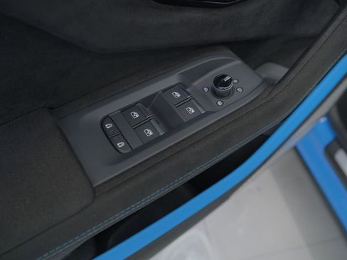 Used 2024 Lamborghini Urus Performante AWD/4WD image 54
