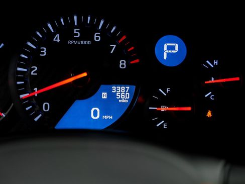 Used 2021 Nissan GT-R Premium AWD/4WD image 46