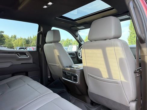 Used 2023 Chevrolet Silverado 1500 LTZ w/ LTZ Premium Package AWD/4WD image 16