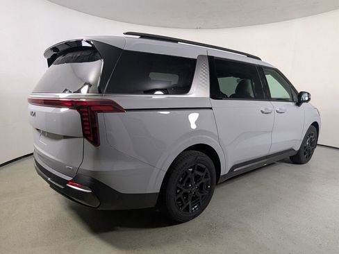 New 2026 Kia Carnival SX Prestige FWD image 7