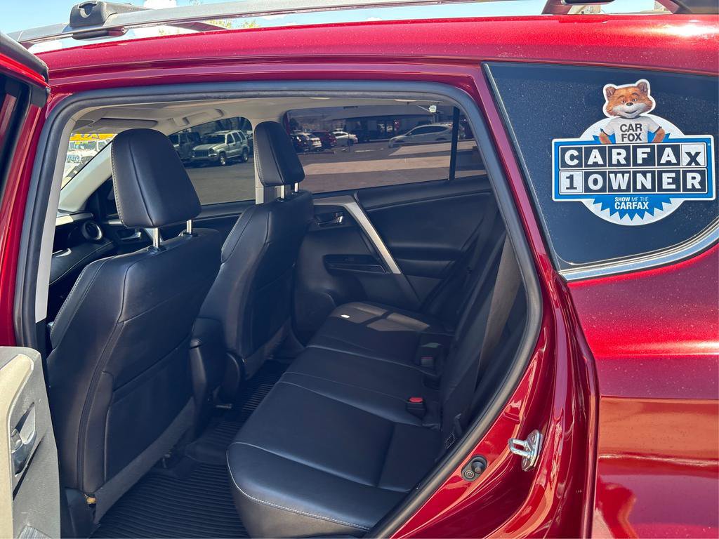 Used 2018 Toyota RAV4 Limited AWD/4WD image 10