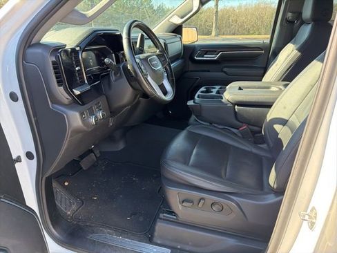 Used 2024 GMC Sierra 1500 SLT image 26