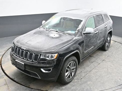 Used 2021 Jeep Grand Cherokee Limited image 22