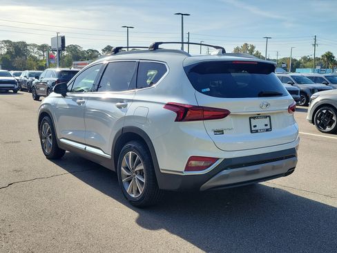 Used 2020 Hyundai Santa Fe SEL w/ Convenience + Premium Package FWD image 4