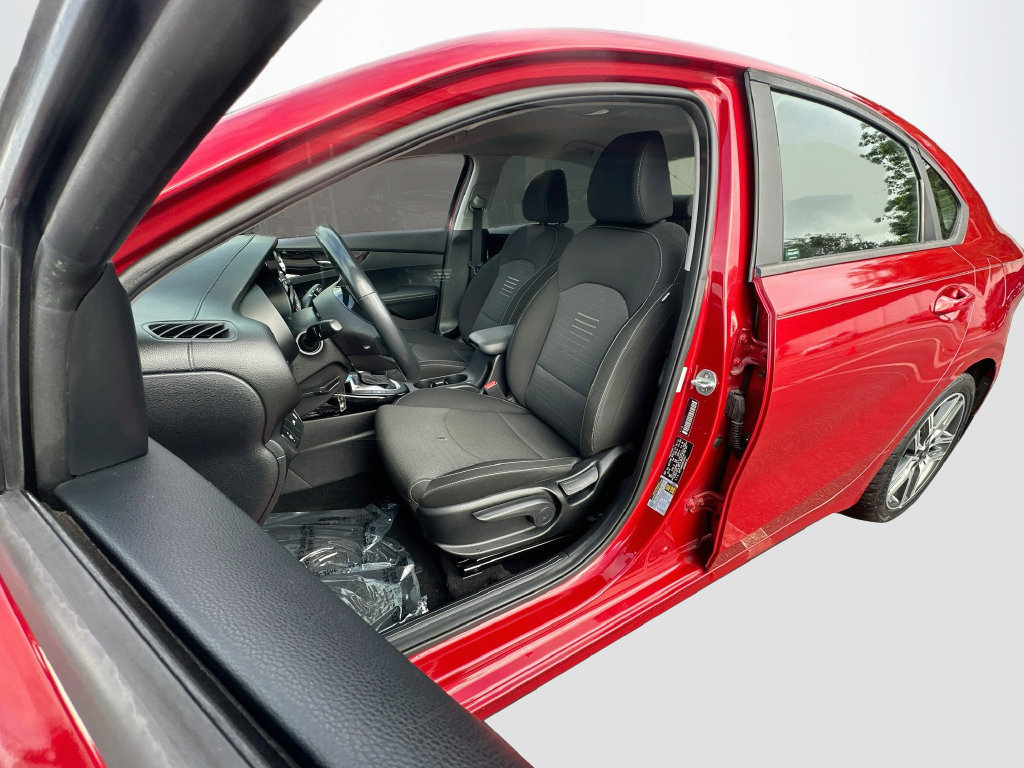Used 2019 Kia Forte S FWD image 18