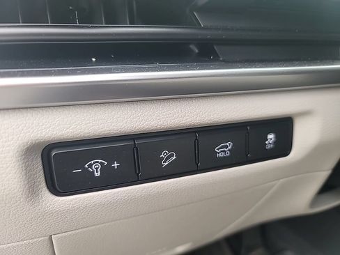 Certified 2025 Kia Telluride S FWD image 10