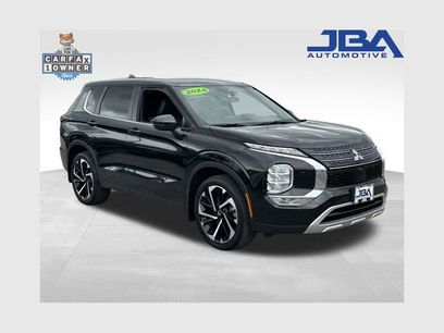 Used 2024 Mitsubishi Outlander SE Black Edition