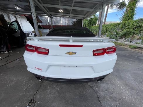 Used 2020 Chevrolet Camaro LT RWD image 2