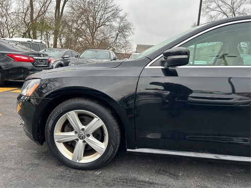Used 2013 Volkswagen Passat 2.5 SE image 22