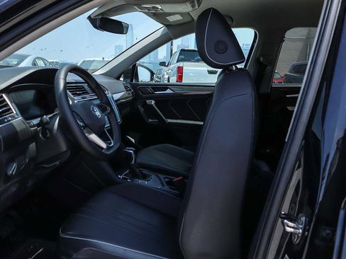 Certified 2023 Volkswagen Tiguan SE FWD image 16