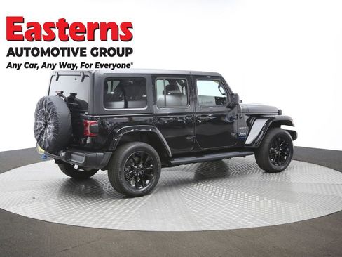 Used 2023 Jeep Wrangler Unlimited Sahara image 41