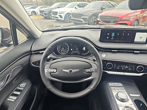 Used 2022 Genesis GV70 2.5T w/ Advanced Package image 20