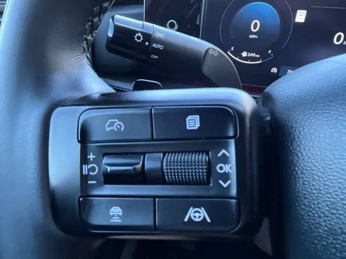 Used 2025 Hyundai Santa Fe Calligraphy AWD/4WD image 18