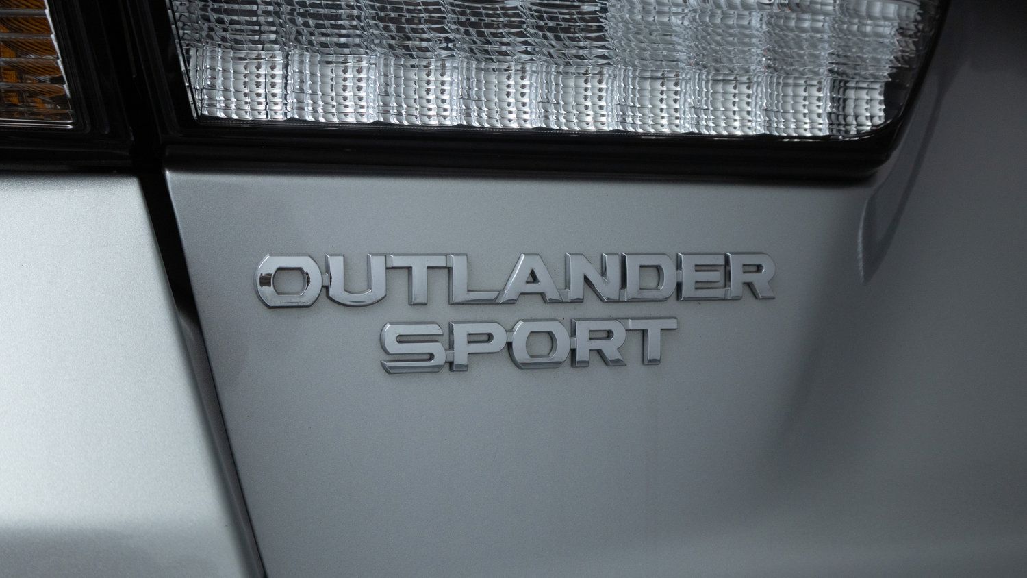 Used 2024 Mitsubishi Outlander Sport SE AWD/4WD image 29