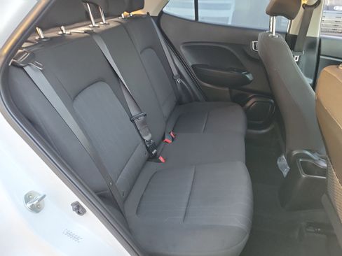 Certified 2020 Hyundai Venue SE image 23