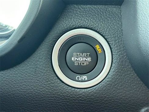 Certified 2020 RAM 1500 Big Horn AWD/4WD image 16
