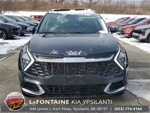 Used 2023 Kia Sportage SX image 2