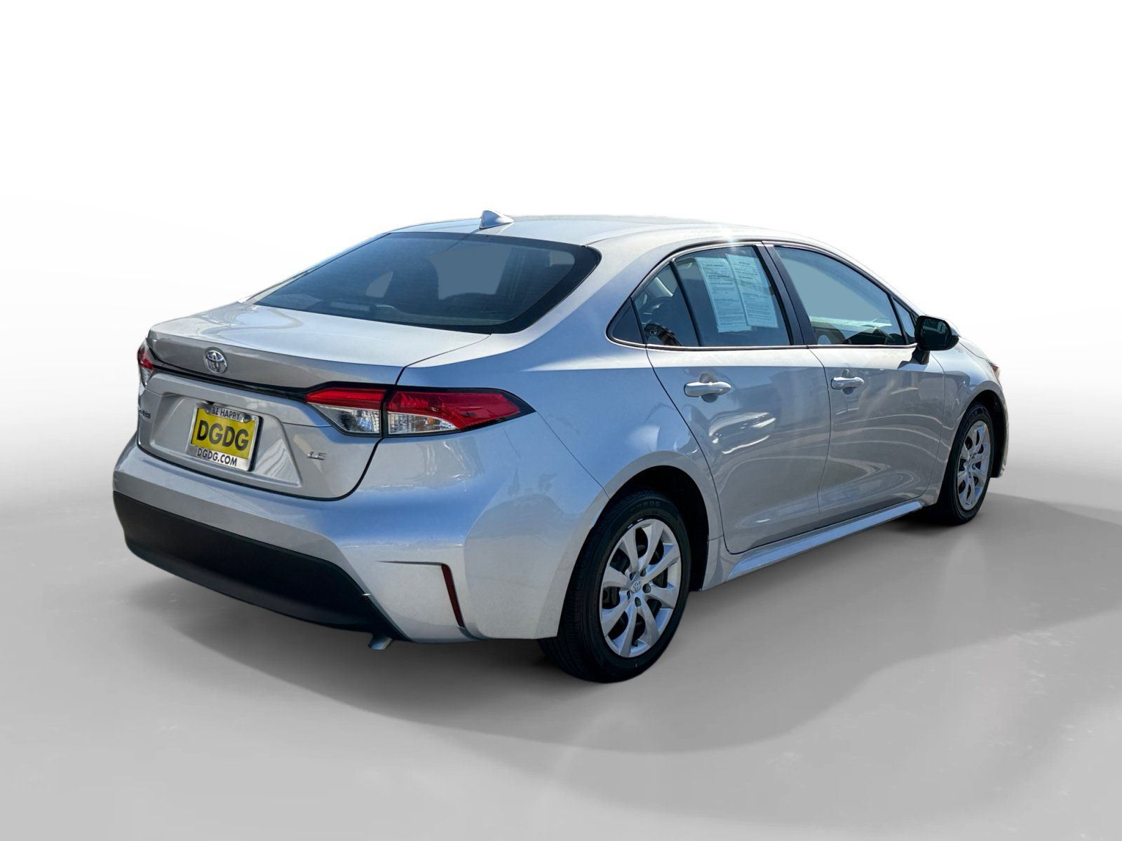 Used 2024 Toyota Corolla LE FWD image 5