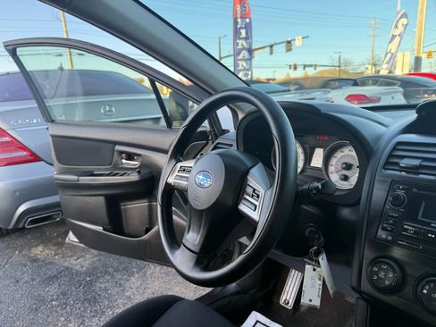 Used 2014 Subaru Impreza 2.0i Premium image 25