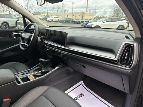 New 2026 Kia Sorento S image 13