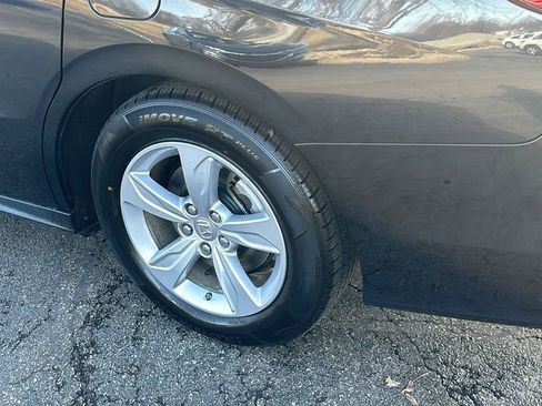 Used 2019 Honda Odyssey EX image 9