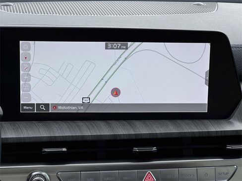 Used 2024 Kia Telluride EX w/ EX Captain's Chair Package image 4