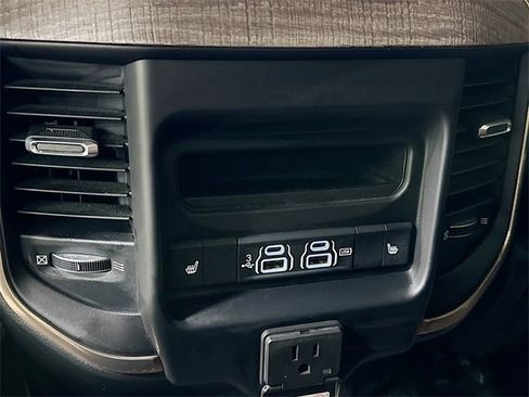 Used 2019 RAM 1500 Limited image 30