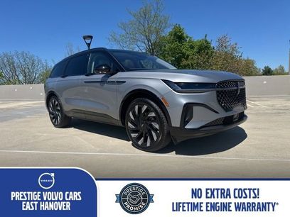 Used 2025 Lincoln Nautilus Reserve w/ Jet Appearance Package