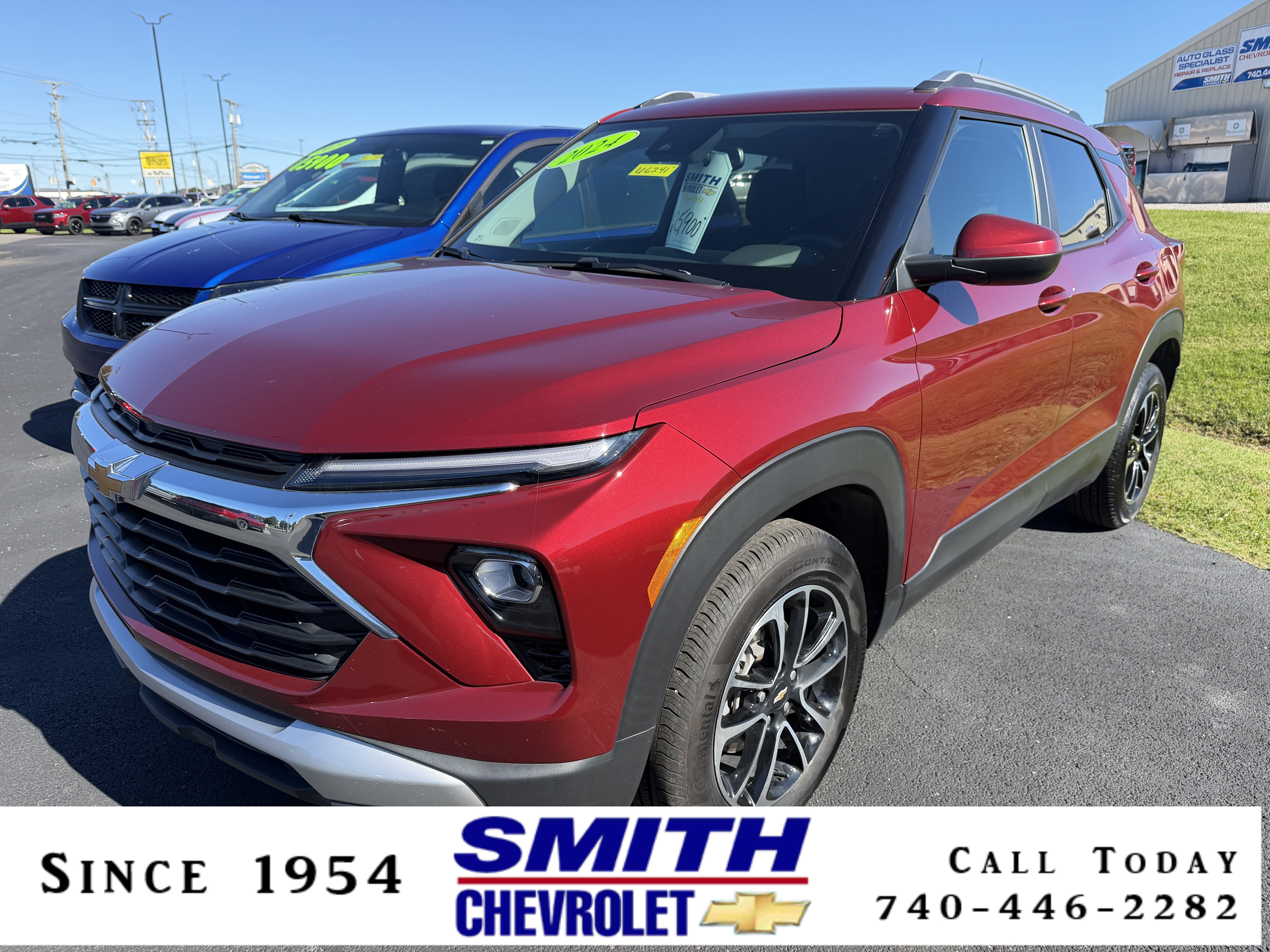 Used 2024 Chevrolet TrailBlazer LT w/ Convenience Package AWD/4WD image 1