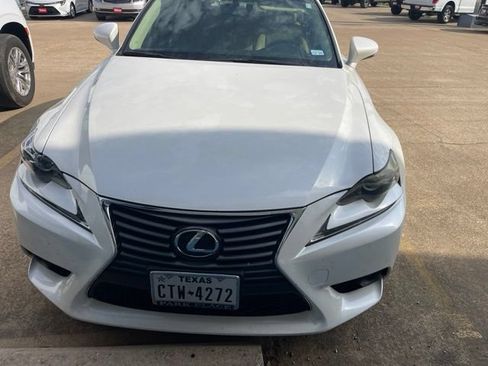 Used 2014 Lexus IS 250 w/ Navigation Package RWD image 3
