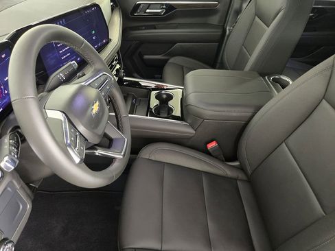 New 2026 Chevrolet Suburban LT w/ Comfort Package RWD image 14
