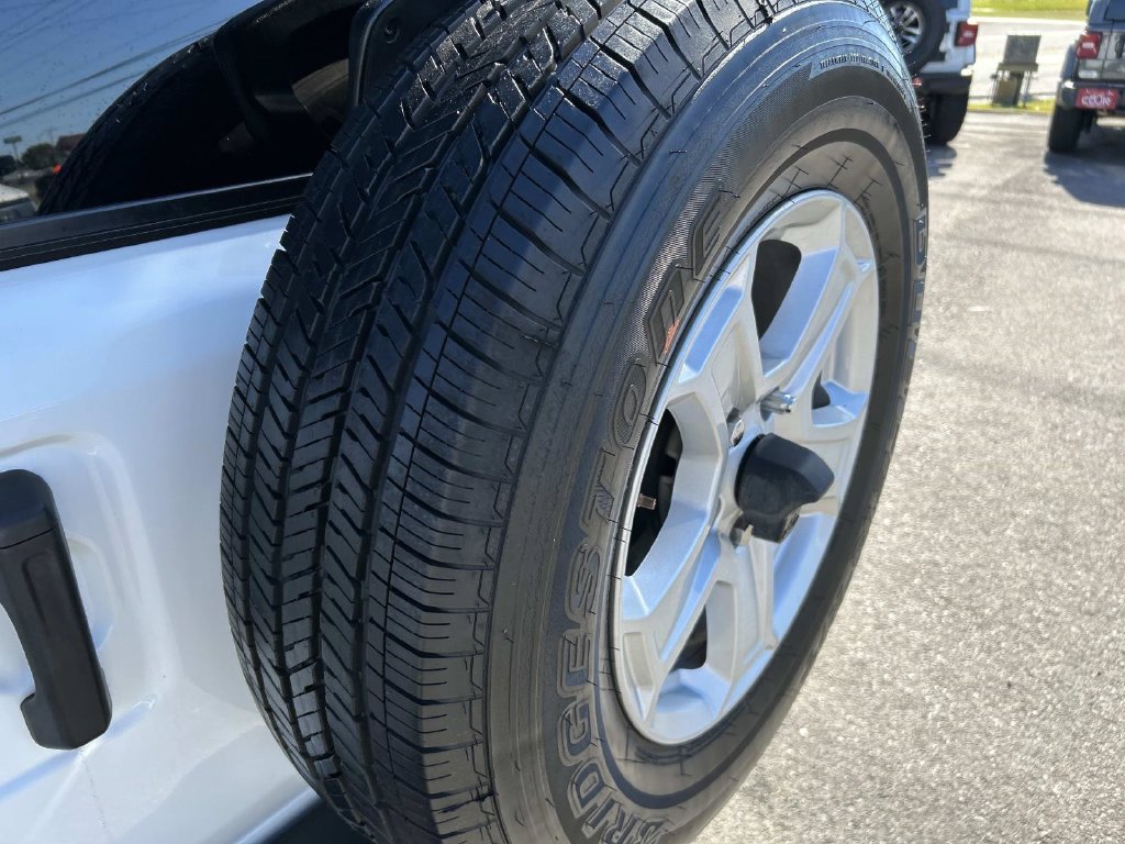 Used 2021 Jeep Wrangler Sport AWD/4WD image 15