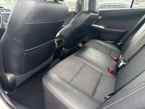 Used 2012 Toyota Camry SE FWD image 15