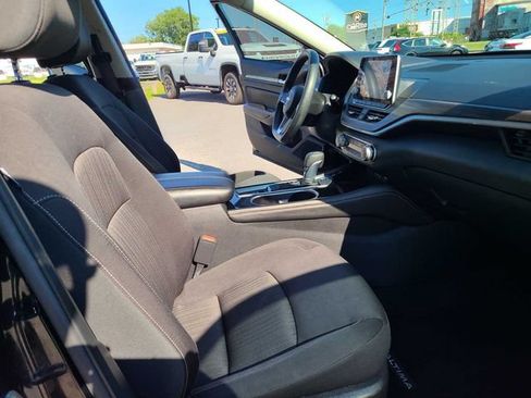 Used 2023 Nissan Altima 2.5 SV AWD/4WD image 19